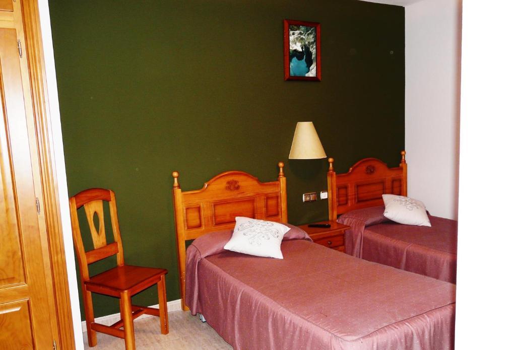 Hostal Rural Casa Castro Alberuela de la Liena Quarto foto